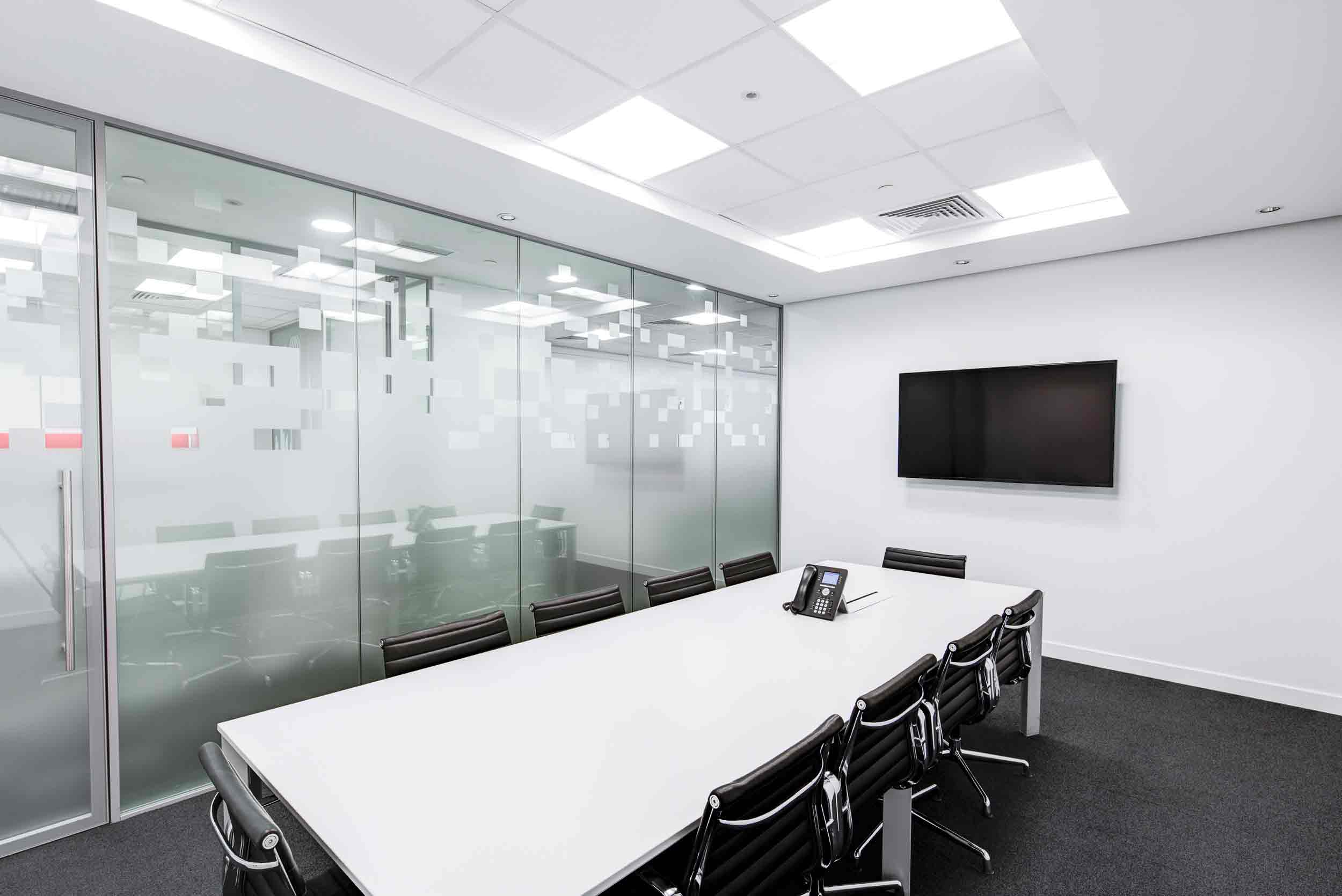 Eclairage des bureaux : augmenter l'efficacité et le bien-être de vos  employés - Idelecplus