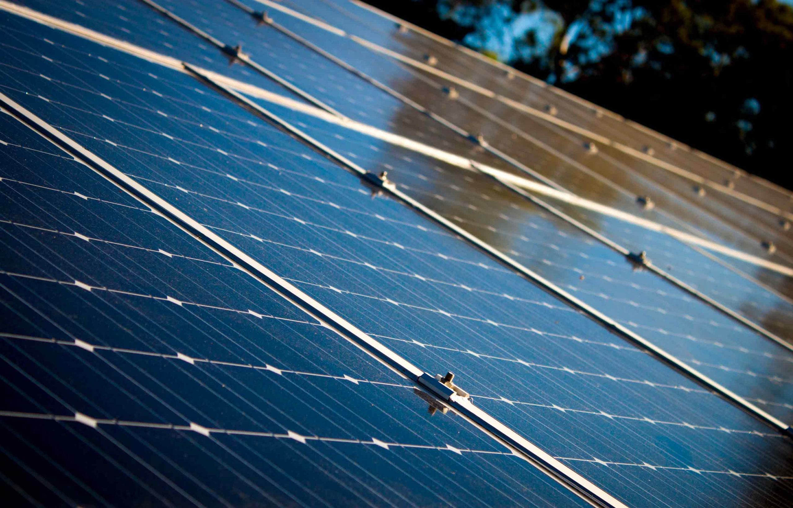 Panneaux solaires : économies, rentabilité et aides